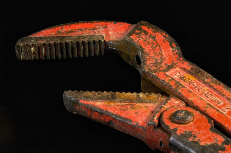 sasu-SAORGE-min_pipe-wrench-318084